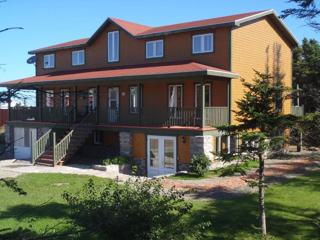 Gite La Maison Chez J.P. Bed And Breakfast Авр-о-Мезон Екстериор снимка